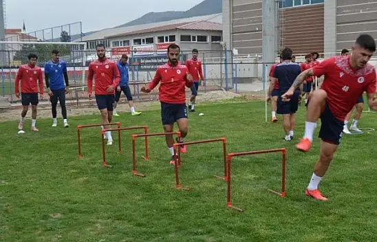 Fethiyespor, Enver Ataçocuğu ile sözleşme imzaladı