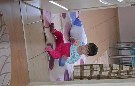 İpek bebeğin bakımı için yardımseverlerin desteği bekleniyor