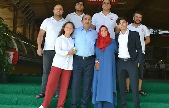 'Kırmızı beyaz et restaurant' misafirlerini bekliyor