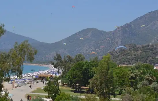 Kurban Bayramı Öncesi Ölüdeniz Tıklım Tıklım Doldu