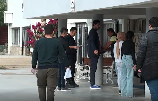 LİSE MEZUNU ADAYLAR KPSS ORTAÖĞRETİM SINAVINDA TER DÖKTÜ