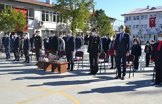 Milletimizin onurlu mücadelesini vurgulayan İstiklal Marşımızın 100. yılı