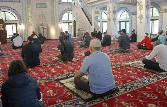 Oktay, ' Buruk geçirdiğimiz son bayram olur'