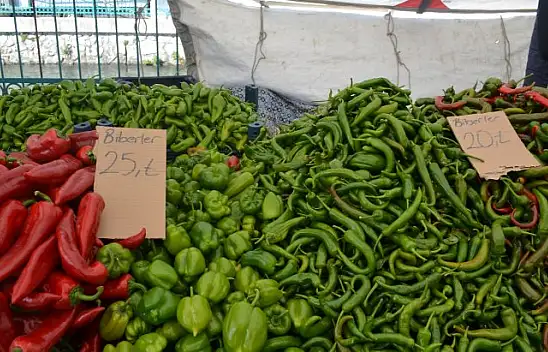 PAZAR ESNAFI DERTLİ