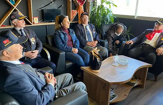 Şehit Aileleri Ve Gazilerden Sed Medya'ya Ziyaret