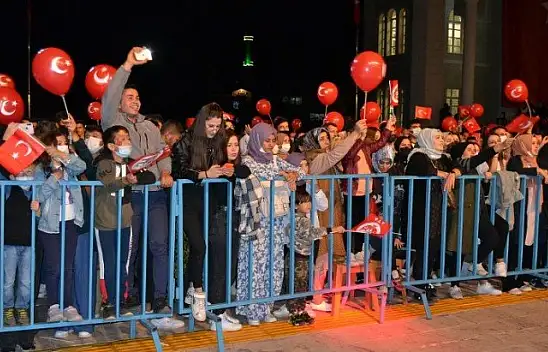 Seydikemer Cumhuriyet Coşkusunu Yusuf Güney ile yaşadı