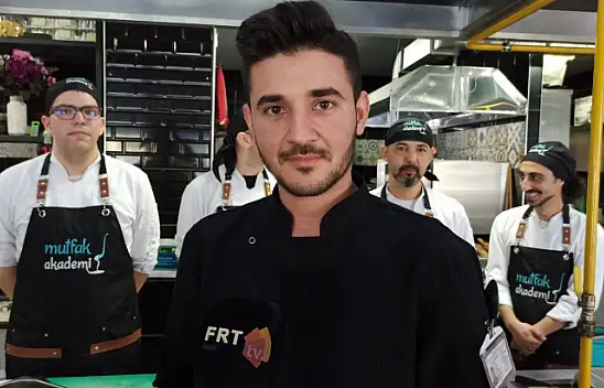 Yakut  Akademi Aşçı Yetiştiriyor