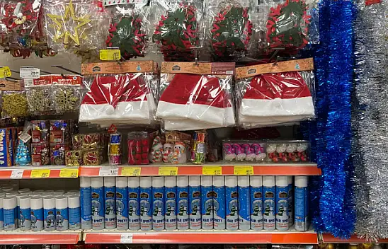 YENİ YIL ÖNCESİ MARKET REYONLARI RENKLENDİ