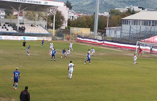 6 MAÇ 6 GOL 18 PUAN TEK ATTI 3 ALDI