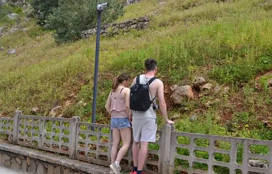 Amintas ziyaretçilerini bekliyor