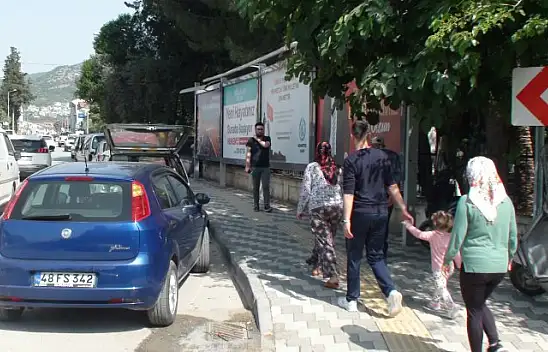 Arife Günü Mezarlık Ziyareti