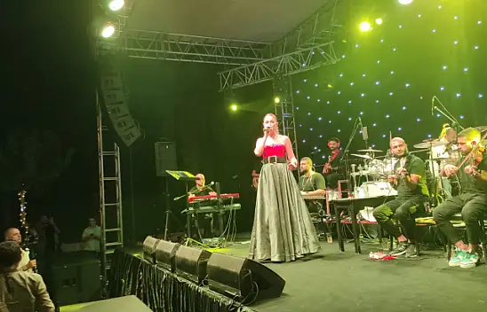 Barbunn Bistro'da Derya Bedavacı Rüzgarı Esti