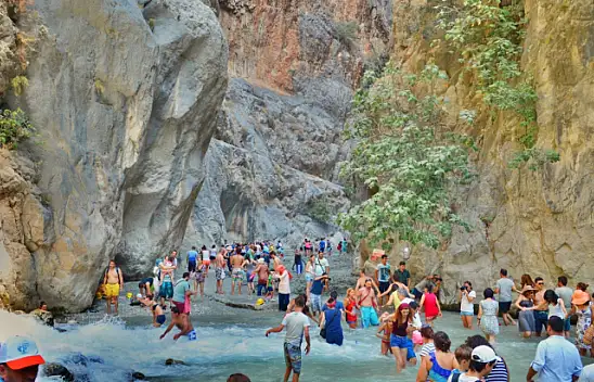 Başkan Otgöz: 'Seydikemer bir cennet'