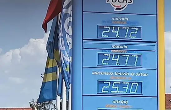 Benzin ve motorine yeni zam geldi