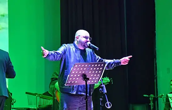 Cem Karaca ve Barış Manço şarkılarla anıldı