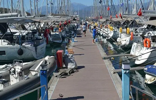 Çok şükür, hastaneler de yataklar boşalıyor