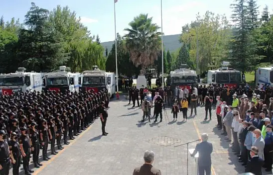 Emniyetin alev savaşçılarına görkemli uğurlama