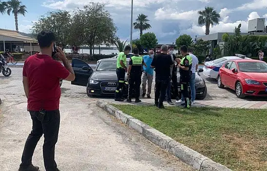 Eski sevgilisiyle gördüğü şahsı parkta bıçakladı