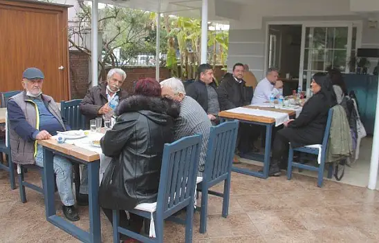 Fethiye Nev Eda Müzik Topluluğu Kutlama Yemeğinde Bir araya geldi