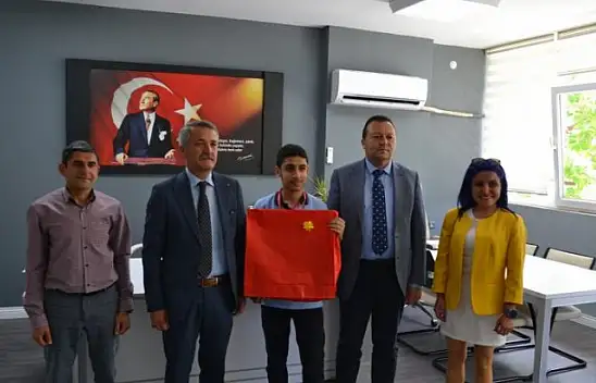 Genç Taha, Türkiye üçüncüsü