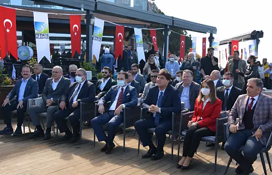 Hava oyunları festivali renkli görüntülere ev sahipliği yapıyor