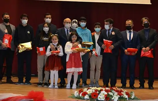 İstiklal Marşı'nın kabulü 101. kez kutlandı