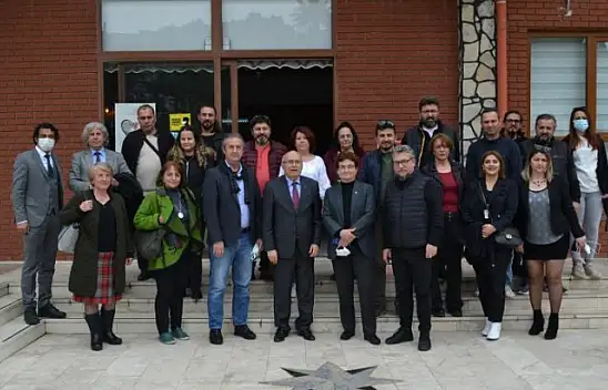 Kaymakam Vekili basın ile bir arada