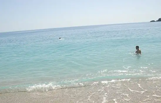 Kısıtlamada plajlar tatilcilere kaldı