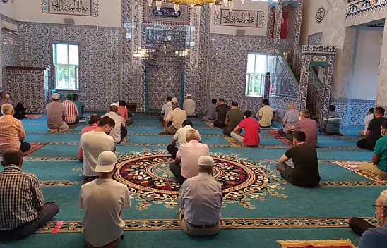 Kurban Bayramı, Bayram Namazı İle Başladı