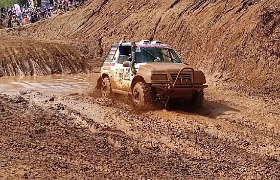 Off-Road Fethiye Yarışı nefesleri kesti