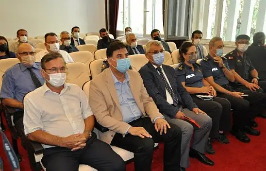 ÖĞRENCİLERİN BARINMA SORUNUNU ÇÖZMEK İÇİN TOPLAMTI DÜZENLENDİ