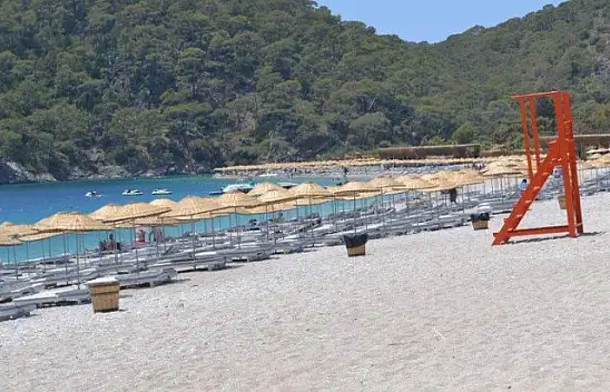 Ölüdeniz Kumburnu Plajı baştan aşağıya yenilendi