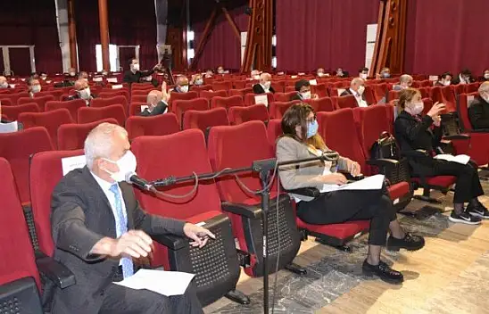 Pazarcı esnafının işgaliye ücretlerinde indirim yapılacak