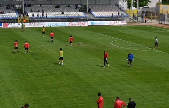 Şampiyonluk zora girdi