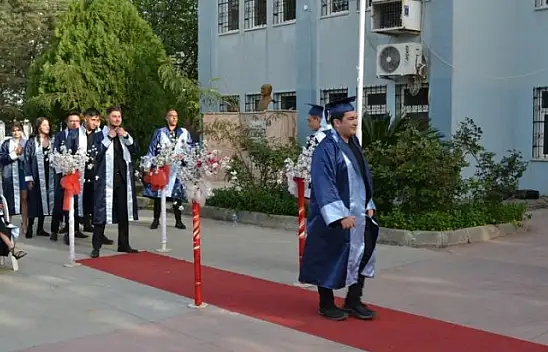 Turizmci ve aşçılar mezun oldu