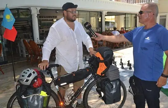 Türkiye turuna çıkan Kazak Bisikletçi Fethiye'de