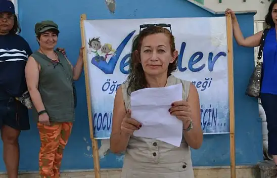 Ücretsiz eğitim için mücadele