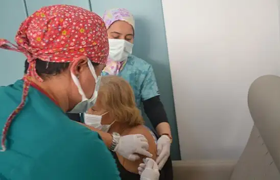 Vatandaşlar için aşı odaları hazır