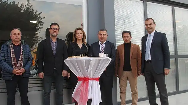 3. Yıla Pastalı Kutlama 