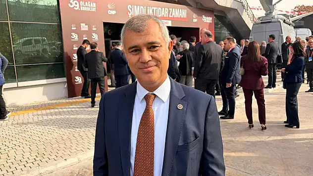 Akın Üstündağ, 'CHP, Türkiye'nin geleceğine yön verecek kadroları belirleyecek'