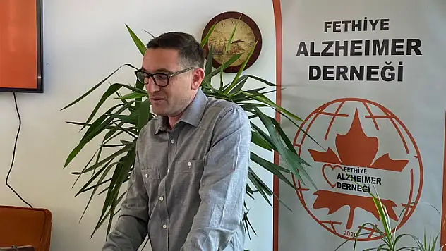 Alzheimer hastalığında günlük sorunlar ve çözümler konuşuldu