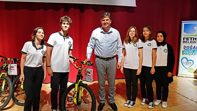 Atık Pil ve Atık toplama yarışması ödül töreni