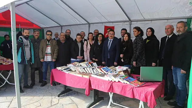 BASIN EMEKÇİLERİNDEN TUTUKLU VE HÜKÜMLÜLER İÇİN KİTAP BAĞIŞI