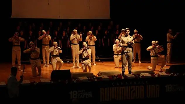 ÇANAKKALE ZAFERİ'NİN 108. YILINDA ÖĞRENCİLERİN GÖSTERİMİ BÜYÜK BEĞENİ TOPLADI