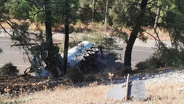 Doğalgaz yüklü tanker uçuruma yuvarlandı: 1 yaralı