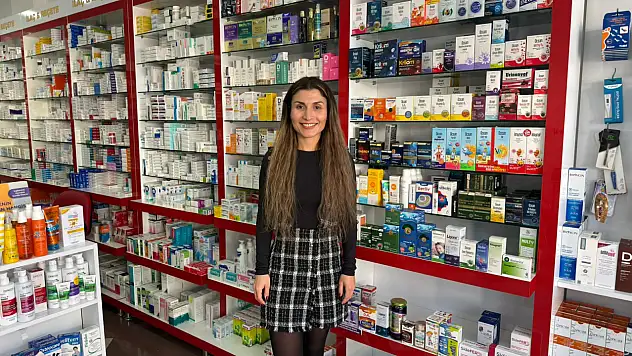 Eczacı Helvacıoğlu'ndan, doğru şampuan ve tahlil uyarısı!