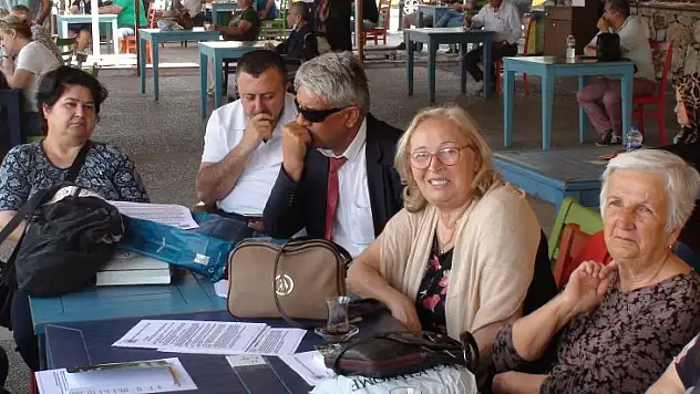 Emekliler Bir Araya Geldiler