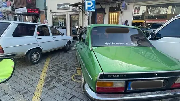 ENGELLİ PARK YERLERİNE HATALI PARK EDENLERE CEZA YAĞDI