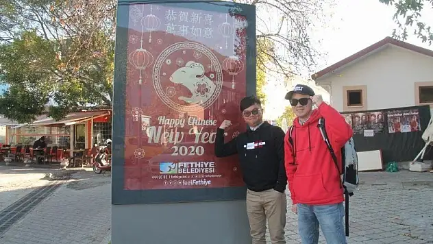 Fethiye Belediyesi'nden Çinli Turistlere Jest 