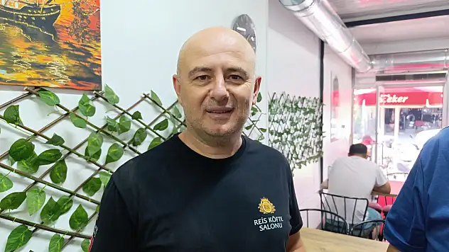 Fethiye'de Akhisar Lezzetleriyle Kokoreç ve Antrikot Buluşması